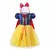 Fantasia infantil da Branca de Neve, com vestido azul e amarelo, mangas bufantes e capa vermelha.