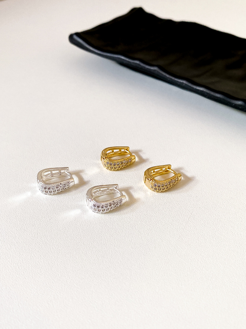 Argola gota cravejada P | banhado a ouro 18k