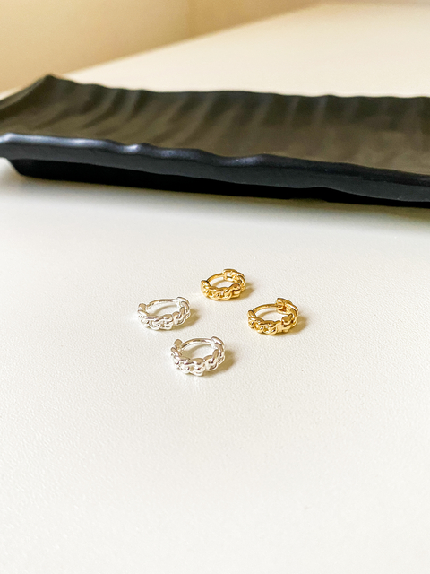 ARGOLINHA ENTRELAÇADA P | BANHADO A OURO 18K