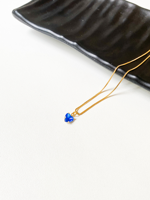 COLAR CORAÇÃO AZUL ESCURO | BANHADO A OURO 18K