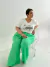 Calça Alessandra verde na internet