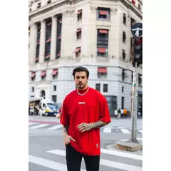 Camiseta Oversized Gola Alta vermelha