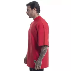 Camiseta Oversized Gola Alta vermelha