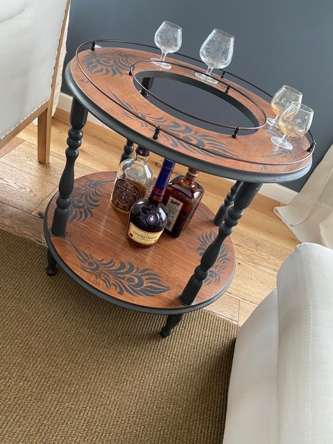 MESA DE AUXILIAR PARA BEBIDAS ANTES: $ 120.000 AHORA:$96.000