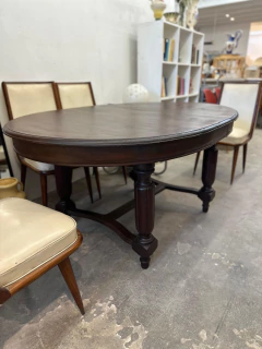 MESA OVALADA ESTILO INGLES $ 400.000 - comprar online