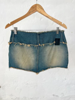 MINI TOP WHITE TIRO BAJO DESGASTADA en internet