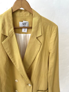 BLAZER VER AMARILLO LINO en internet