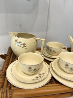 JUEGO DE TE PARA TRES LOZA INGLESA Johnson Brothers Victorian $50.000 - comprar online