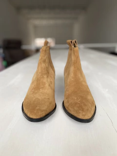 BOTAS PARUOLO MARRONES CON TACO NEGRO en internet