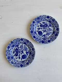 PLATOS $6.500 C/U BLANCO Y AZUL - comprar online