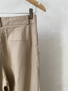 PANTALON SASTRERO CATALEIA BEIGE - Galpón Chic