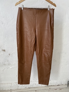 PANTALON ECOCUERO OLD NAVY MARRON - comprar online