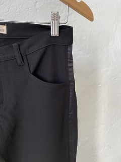 PANTALON CATALEIA DE ARAGON NEGRO OXFORD - Galpón Chic