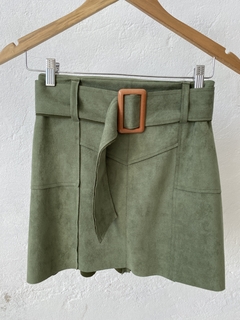 POLLERAGAMUZA VERDE CON CINTO - comprar online