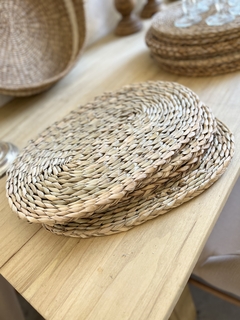 INDIVIDUAL HOJA DE PALMA OVALADO X4 $40.000 - comprar online