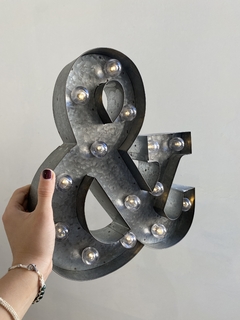 LETRA DE ACERO CON LUCES $12.000 - Galpón Chic