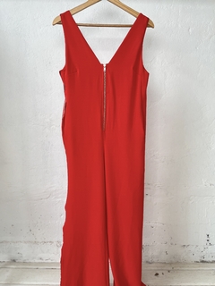 MONO CARDINAL ROJO