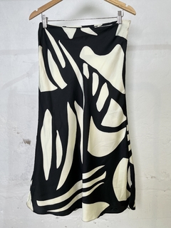 POLLERA AKITA SEDA ESTAMPADA EIGE Y NEGRO - comprar online