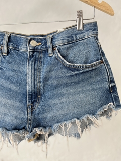 SHORT PULL AND BEAR DESFLECADO en internet