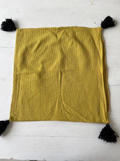 FUNDA DE ALMOHADON $9.500 AMARILLO 49X44 - comprar online