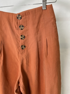 PANTALON ZARA COLOR LADRILLO en internet