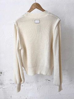 SWEATER CHER BLANCO TEJIDO en internet