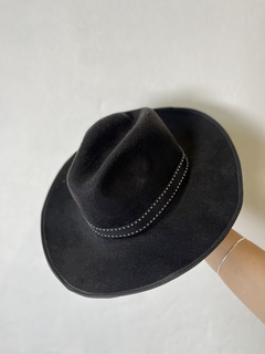 SOMBRERO NEGRO - comprar online