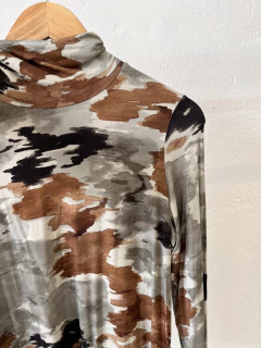 POLERA PAULA ESTAMPADA ALGOGÓN en internet