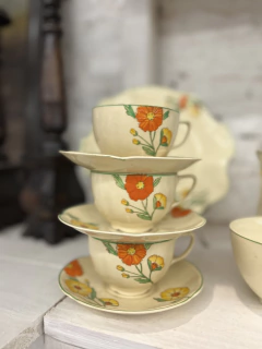 JUEGO DE LOZA INGLESA JHONSON BROTHERS $ 30.000 - comprar online