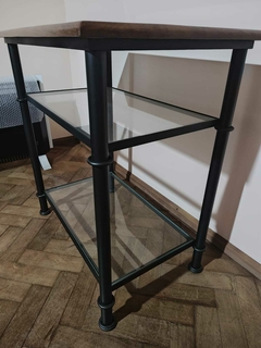 MESA AUXILIAR DE HIERRO CON TAPA DE MADERA $100.000