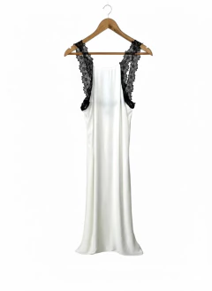 VESTIDO AME DE SEDA BLANCO CON DETALLES EN PUNTILLA NEGRO - comprar online