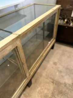 MOSTRADOR VITRINA $75.000 en internet