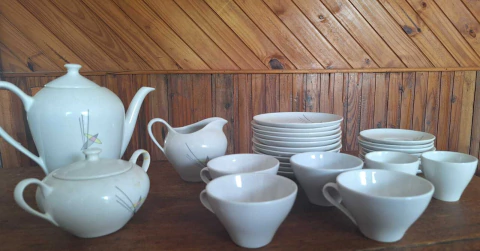 JUEGO DE TE - sello Backford - $ 90.000