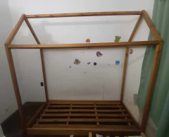 CAMA CASITA MONTESSORI - INCLUYE COLCHON $ 120.000 - Galpón Chic