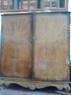 MUEBLE $ 350.000 COMBINADO CON TOCADISCOS A REPARAR -RADIO FUNCIONA