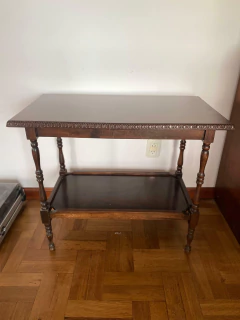 MESA $200.000 AUXILIAR ESTILO COLONIAL 85 CM DE LARGO X 47 CM DE ANCHO Y 72 CM DE ALTO - comprar online
