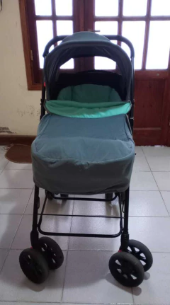 COCHECITO $ 100.000 DE PASEO LOVE 172 AQUA 03 CON CHASIS COLOR NEGRO-REBATIBLE A CUNA- CANASTO MOVIVLE- - comprar online