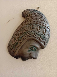 MASCARA $ 30.000 PRE COLOMBINA - 23cm y alto 28cm - comprar online