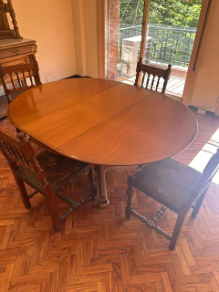 MESA $1.100.000 REDONDA EXTENSIBLE ESTILO: ART DÉCO CEDRO LUSTRADO PIE CENTRAL CUADRADO CON PATAS TORNEADAS EN BOLA. en internet