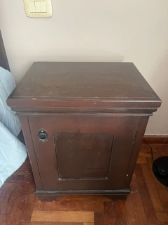 Imagen de JUEGO $ 300,00 DE DORMITORIO INDIVIDUAL INCLUYE CAMA DE PLAZA Y MEDIA + COLCHÓN + MESA DE LUZ