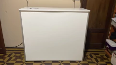 MOSTRADOR BLANCO $ 150.000 MEDIDAS: 1,30 M DE ANCHO × 53 CM DE PROFUNDIDAD ✔️ 2 ESTANTES AMPLIOS ✔️ CAJÓN PORTA DINERO CON en internet
