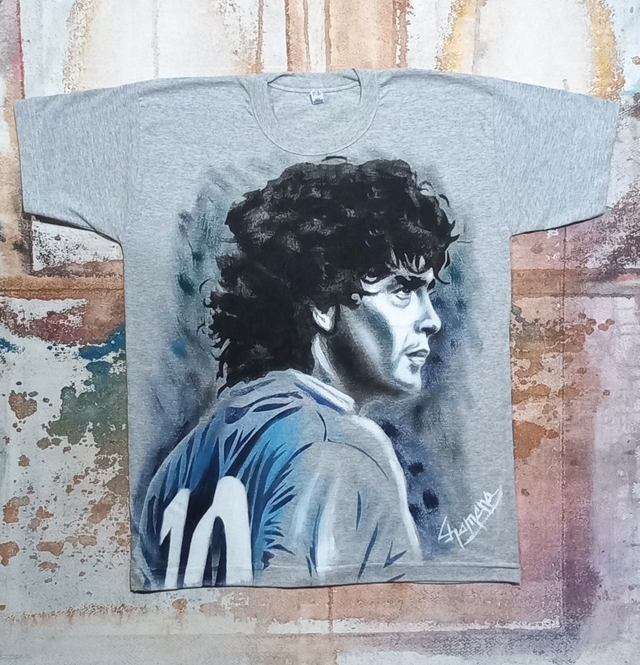 Remera De Diego Maradona Pintada A Mano 15 thumbnail 2