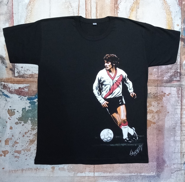 Remera De Enzo Francescoli Pintada A Mano 4 thumbnail 2