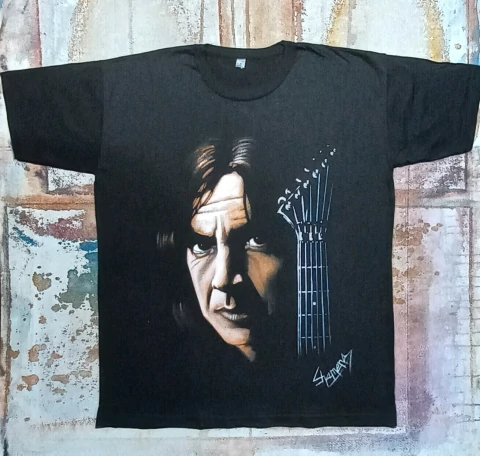 REMERA DE PAPPO PINTADA A MANO 3