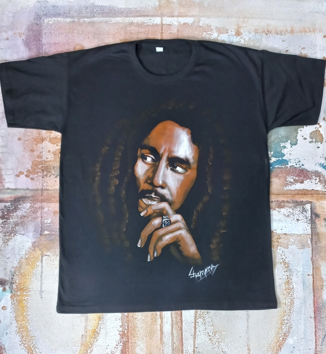 Remera De Bob Marley Pintada A Mano 3 thumbnail 2