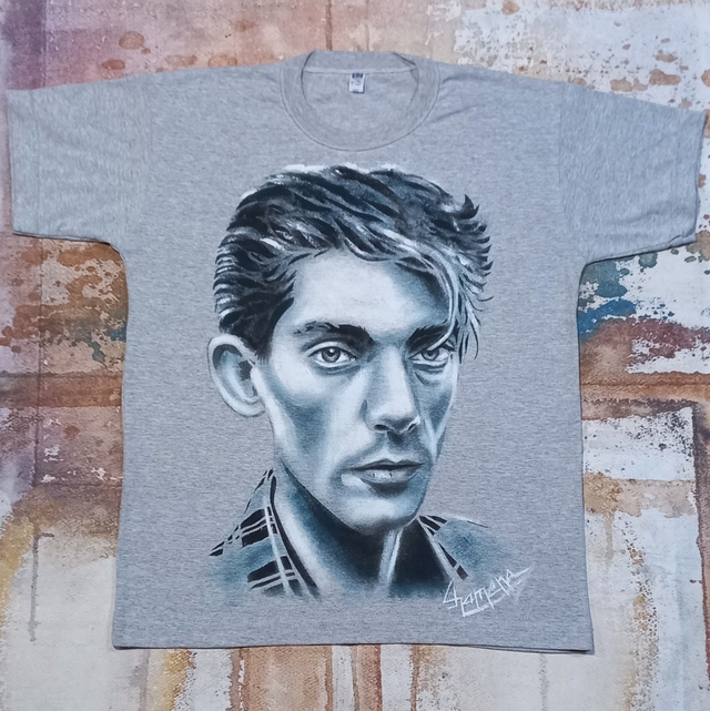 Remera De Federico Moura Pintada A Mano 2 thumbnail 2