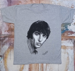 REMERA DE SANDRO PINTADA A MANO