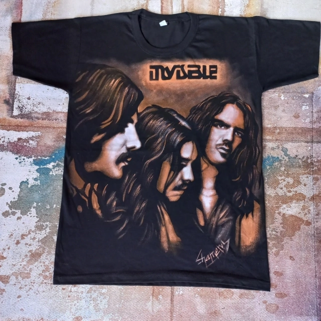 REMERA DE INVISIBLE,SPINETTA PINTADA A MANO thumbnail 2