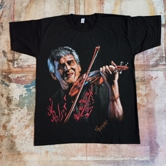 REMERA DE PETECO CARABAJAL PINTADA A MANO