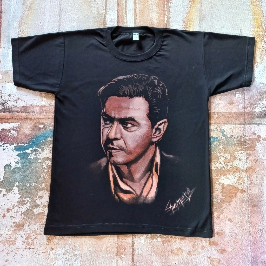 REMERA DE MARCELO GALLARDO PINTADA A MANO 2 thumbnail 3